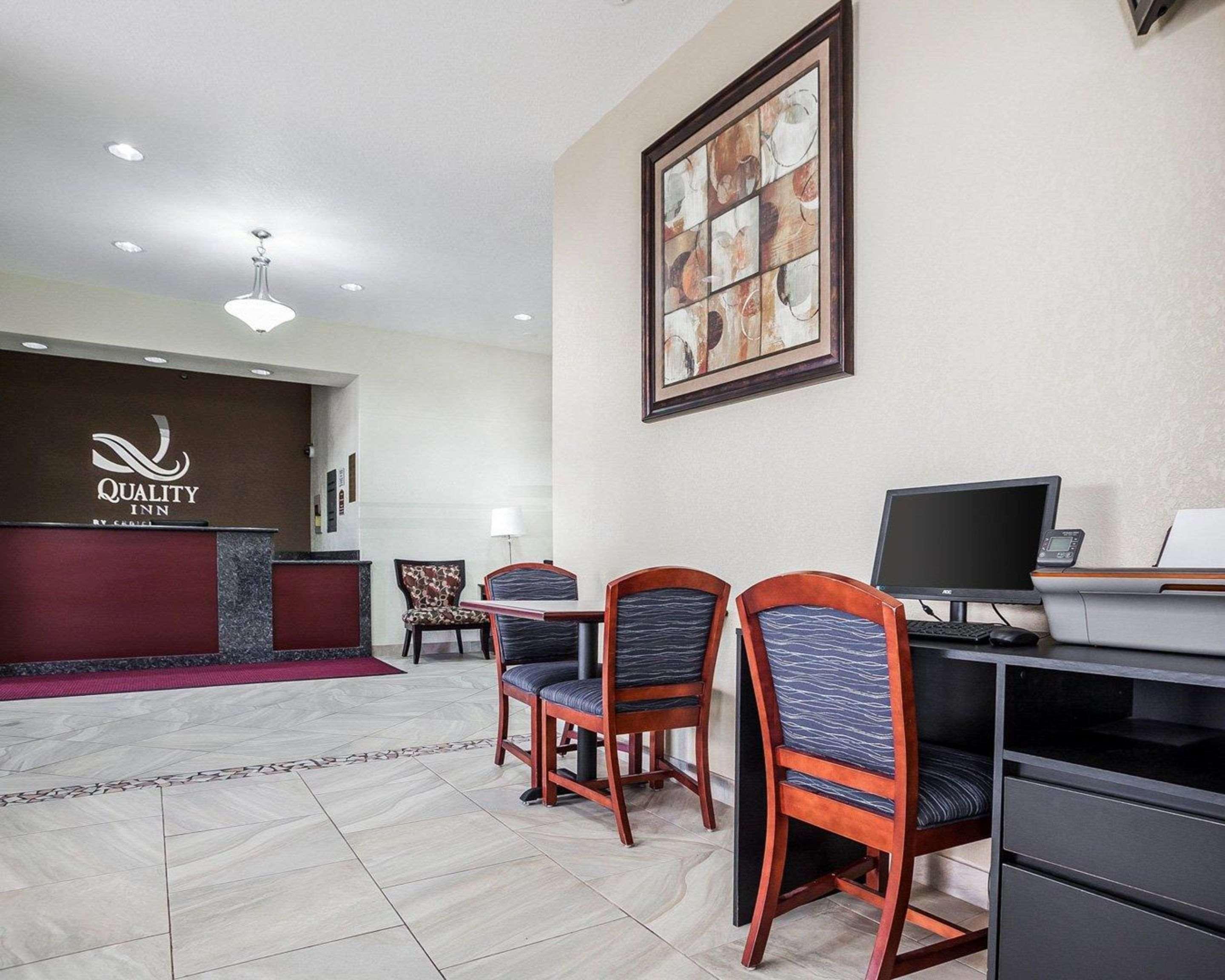 Quality Inn & Suites Altoona - Des Moines מראה חיצוני תמונה