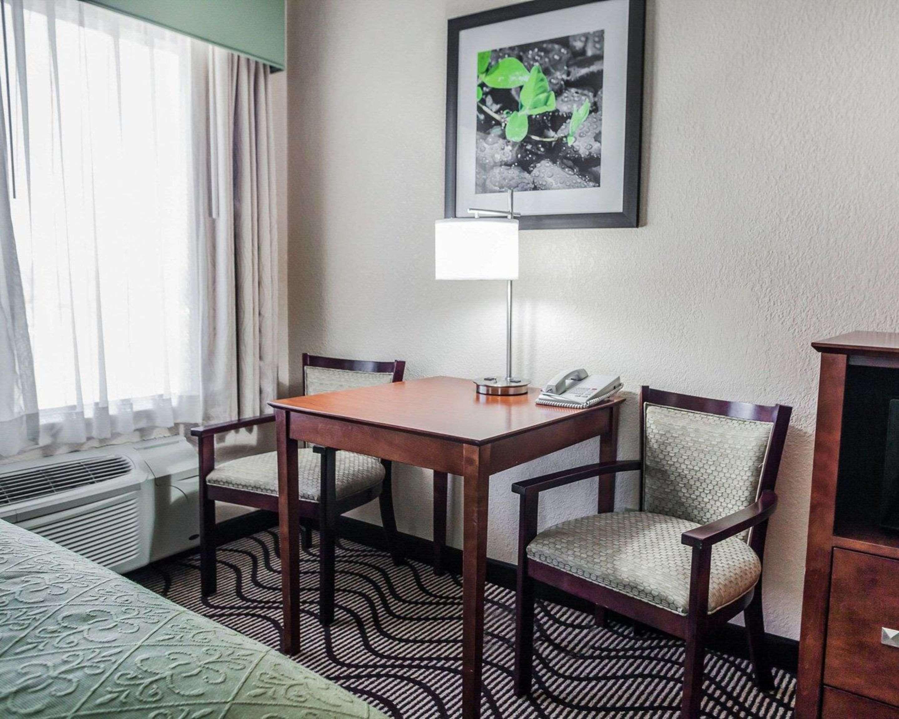 Quality Inn & Suites Altoona - Des Moines מראה חיצוני תמונה