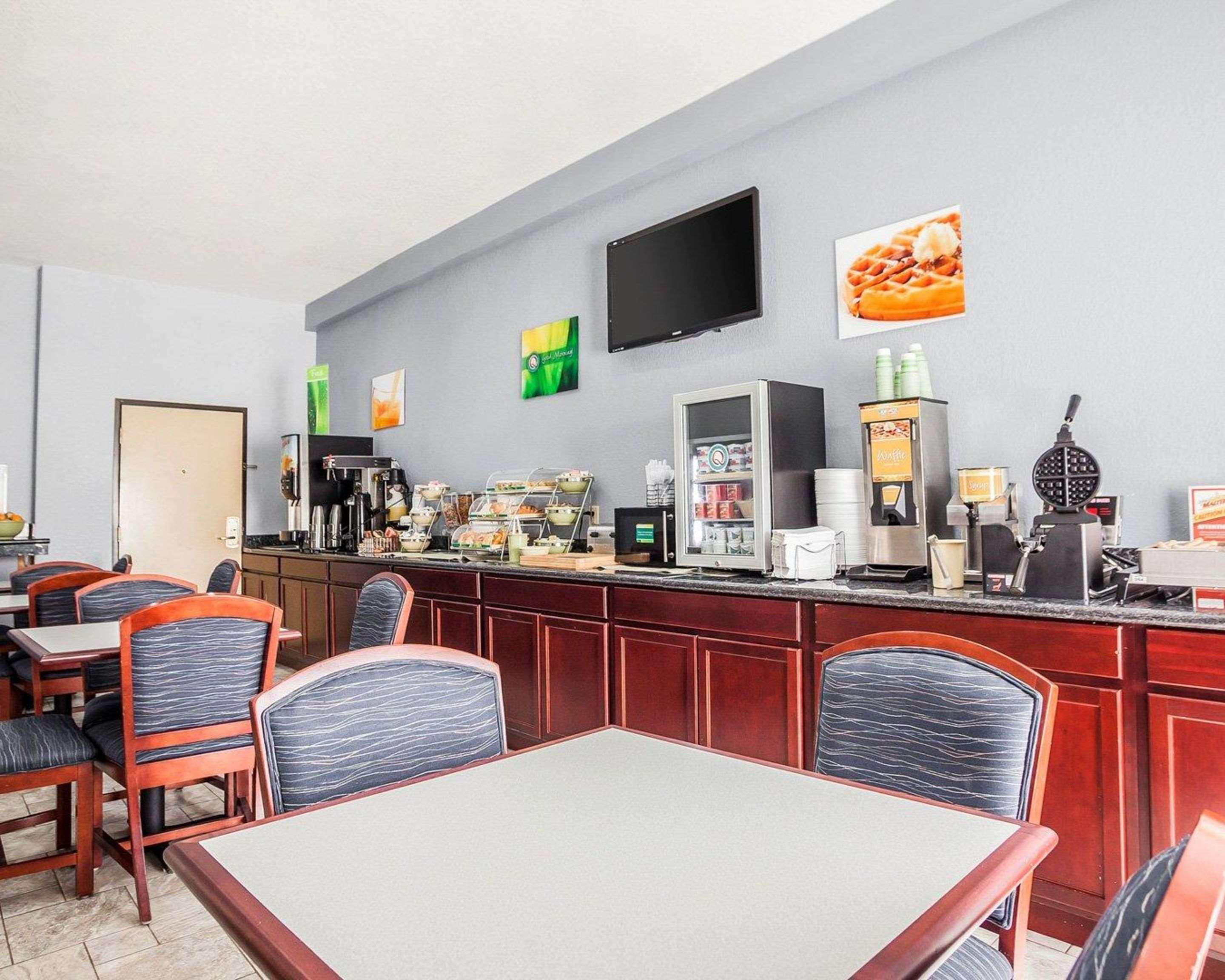 Quality Inn & Suites Altoona - Des Moines מראה חיצוני תמונה